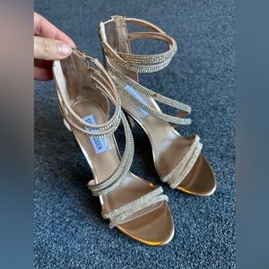 Steve Madden Rhinestones Strappy Heel size 6.5